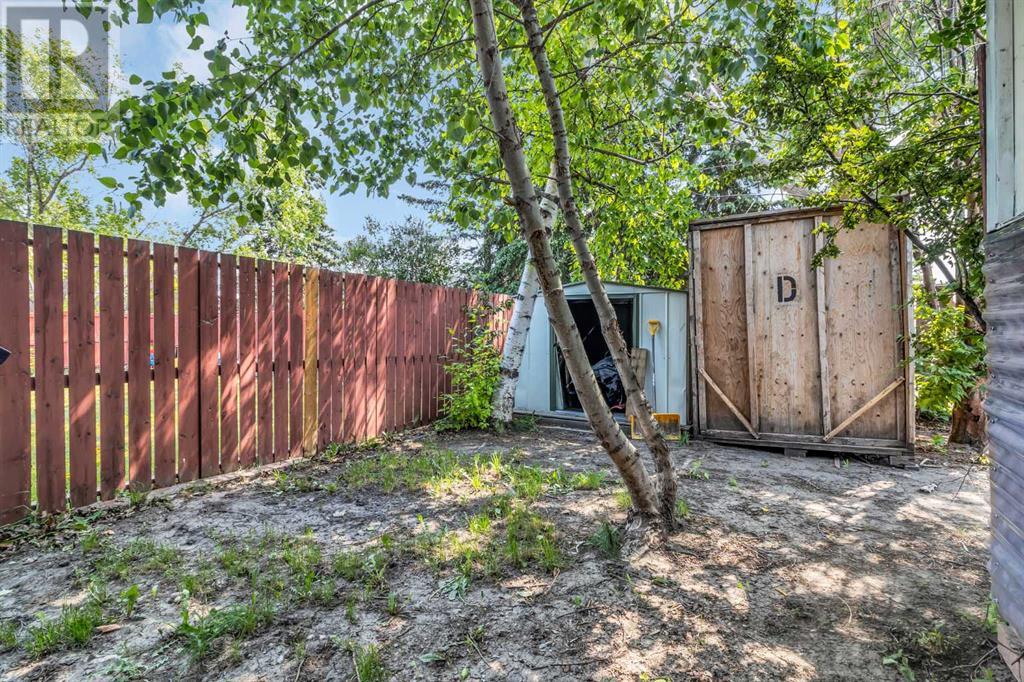 Single Family House Bungalow for Sale in  Castlefall Way NE Castleridge Calgary 