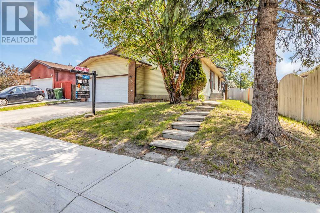 Single Family House Bungalow for Sale in  Castlefall Way NE Castleridge Calgary 
