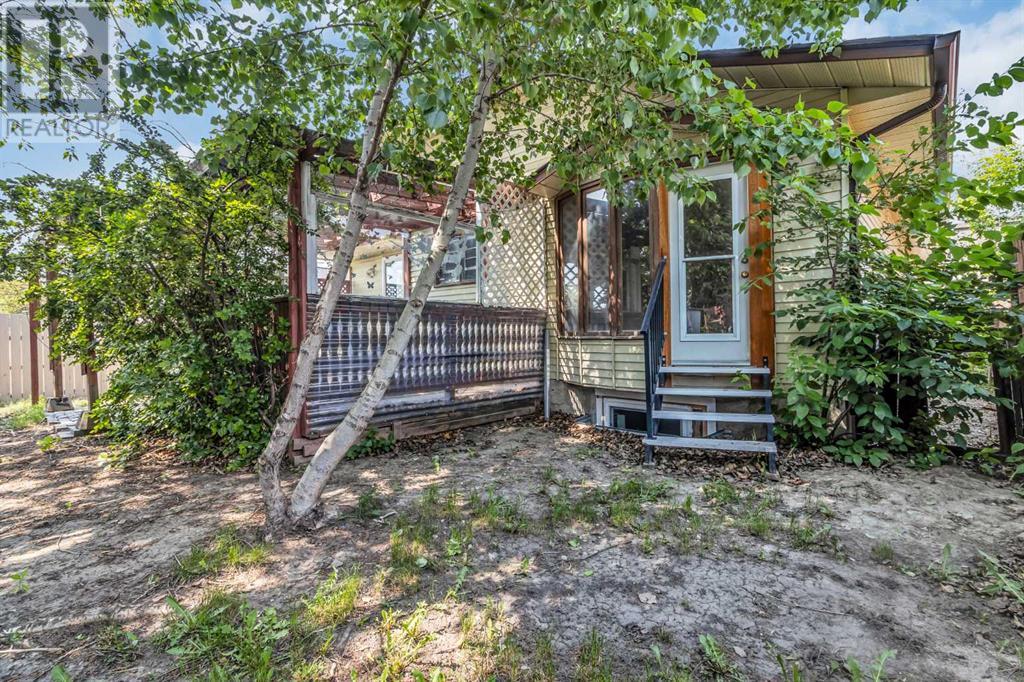 Single Family House Bungalow for Sale in  Castlefall Way NE Castleridge Calgary 