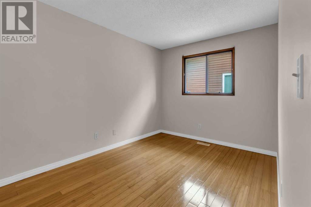 Single Family House Bungalow for Sale in  Castlefall Way NE Castleridge Calgary 