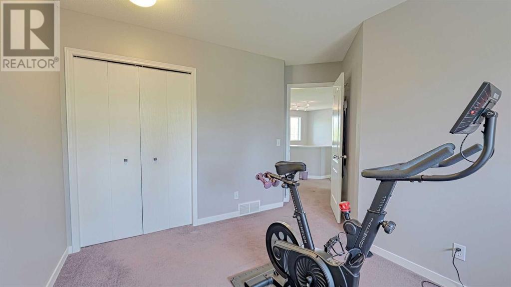 Single Family House for Sale in  Hidden Valley Drive NW Hidden Valley Calgary 