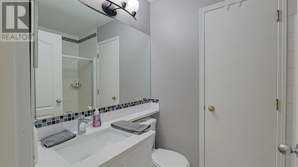 Single Family House for Sale in  Hidden Valley Drive NW Hidden Valley Calgary 
