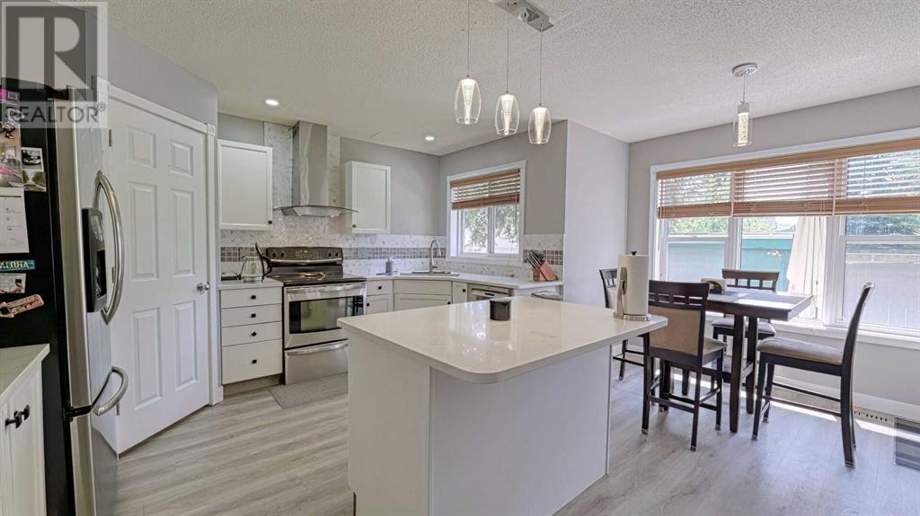 Single Family House for Sale in  Hidden Valley Drive NW Hidden Valley Calgary 