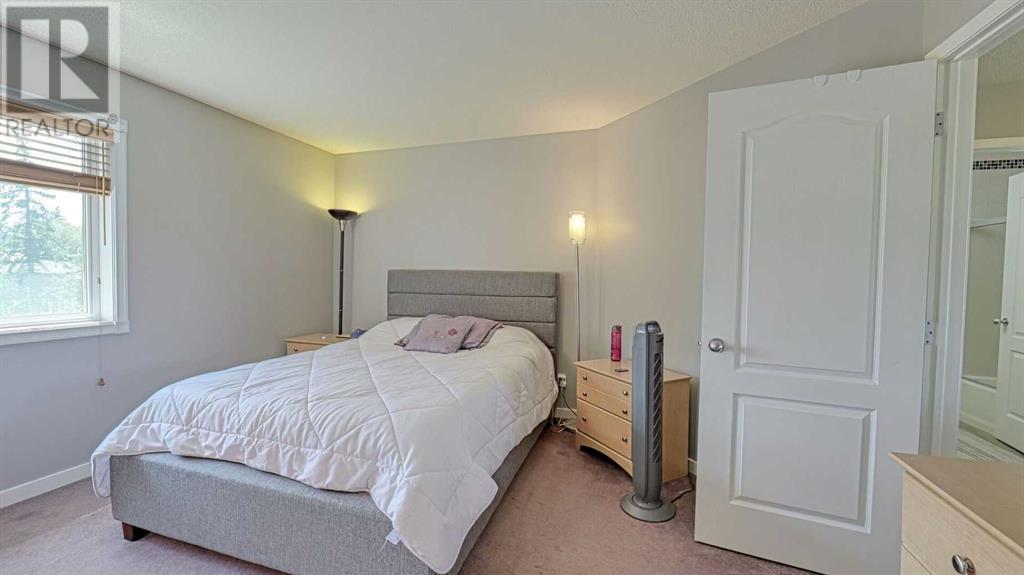 Single Family House for Sale in  Hidden Valley Drive NW Hidden Valley Calgary 