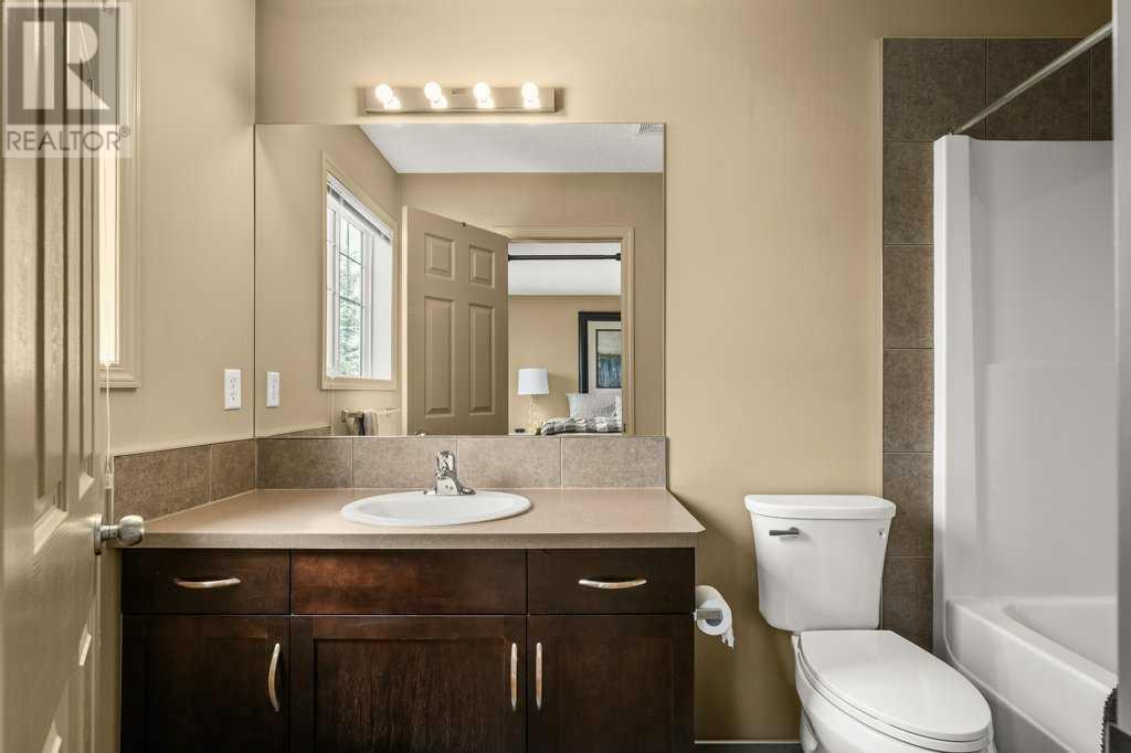 Single Family House for Sale in  Country Village Gate NE Country Hills Village Calgary 