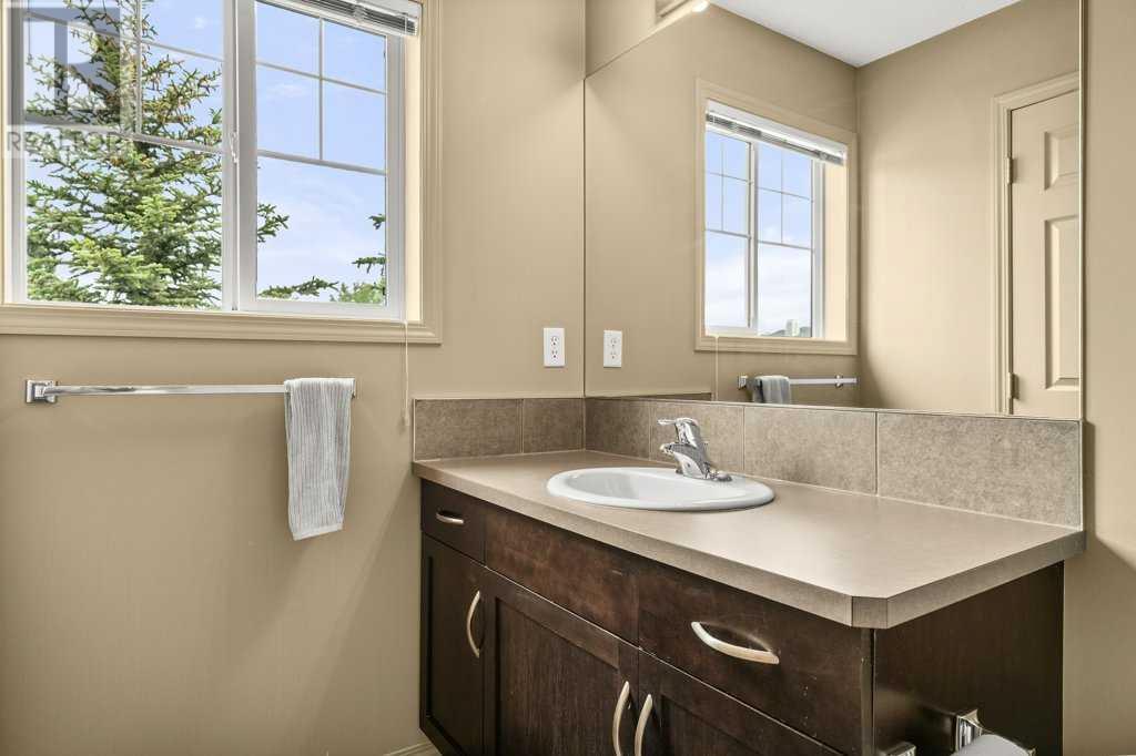 Single Family House for Sale in  Country Village Gate NE Country Hills Village Calgary 
