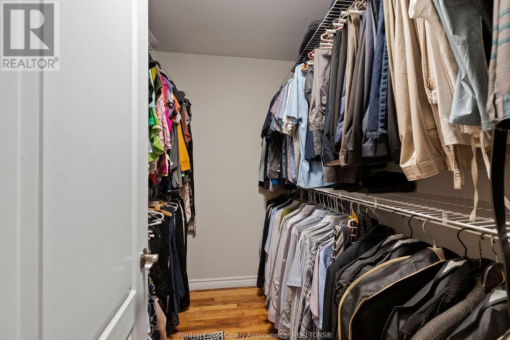 Photo 21 of 127 Mcmurren Crescent, Lakeshore ON