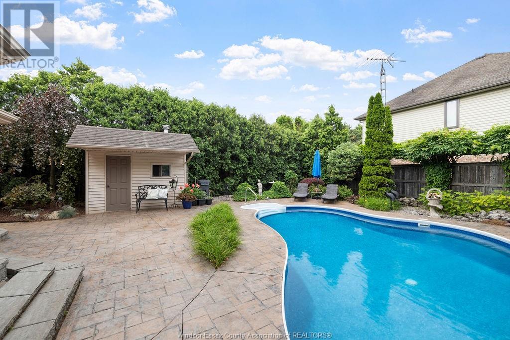 Photo 36 of 127 Mcmurren Crescent, Lakeshore ON