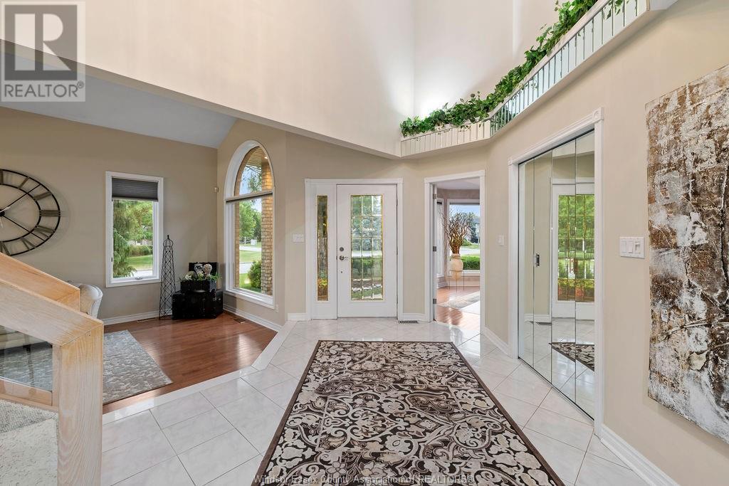 Photo 6 of 127 Mcmurren Crescent, Lakeshore ON