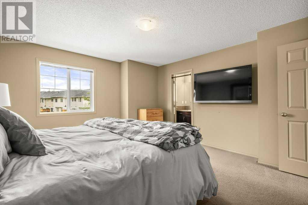 Single Family House for Sale in  Country Village Gate NE Country Hills Village Calgary 