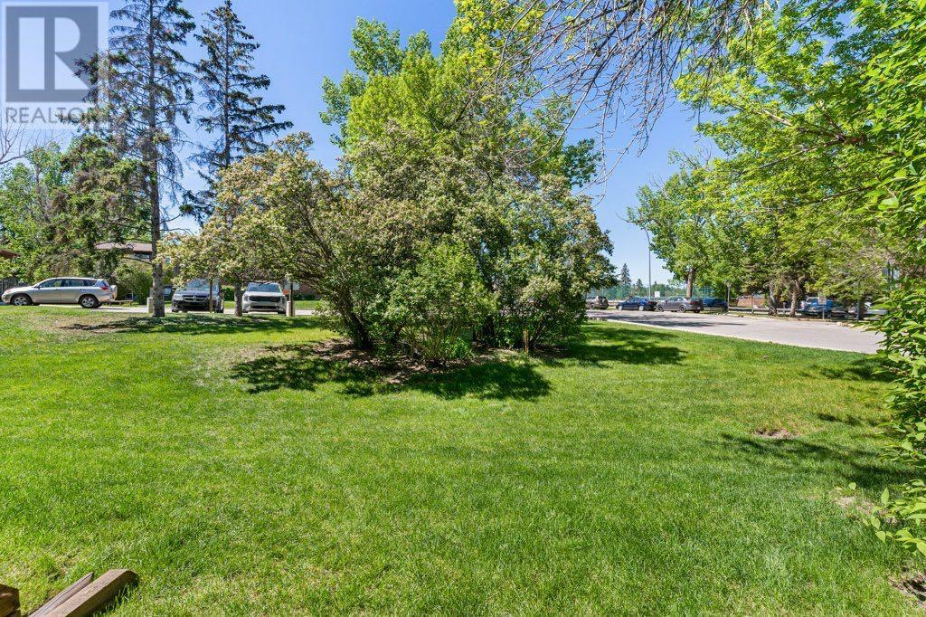 Single Family House for Sale in   Elbow Drive SW Haysboro Calgary 