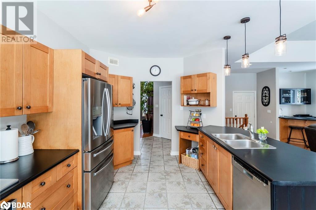 Photo 8 of 11 Bunker Place, Oromedonte ON