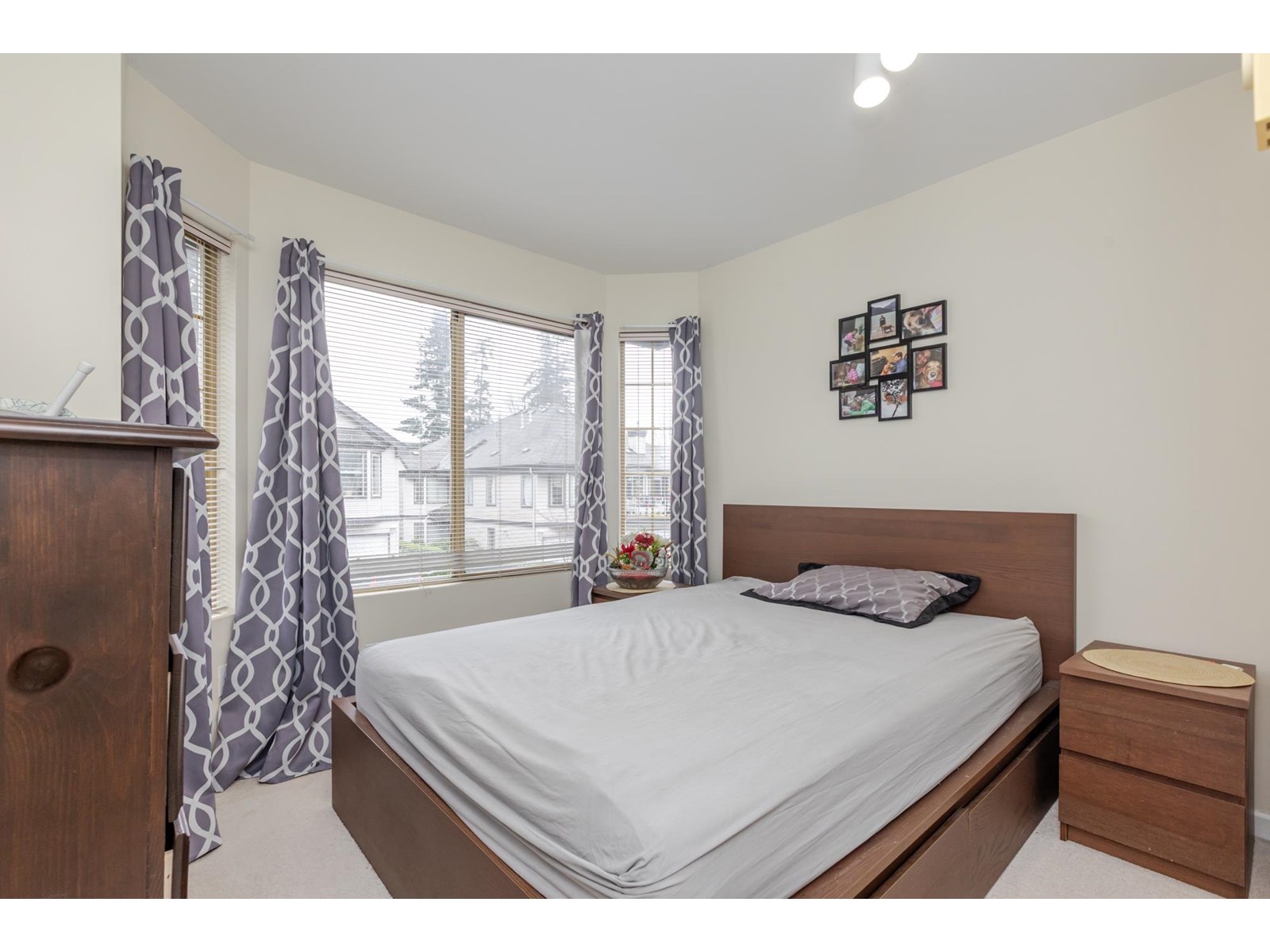 Photo 32 of 51 15840 84 Avenue, Surrey BC
