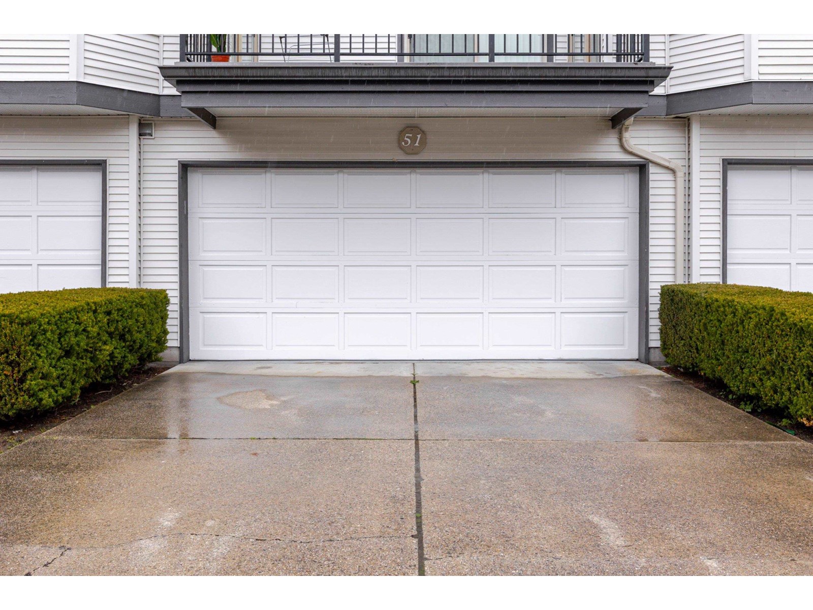 Photo 3 of 51 15840 84 Avenue, Surrey BC