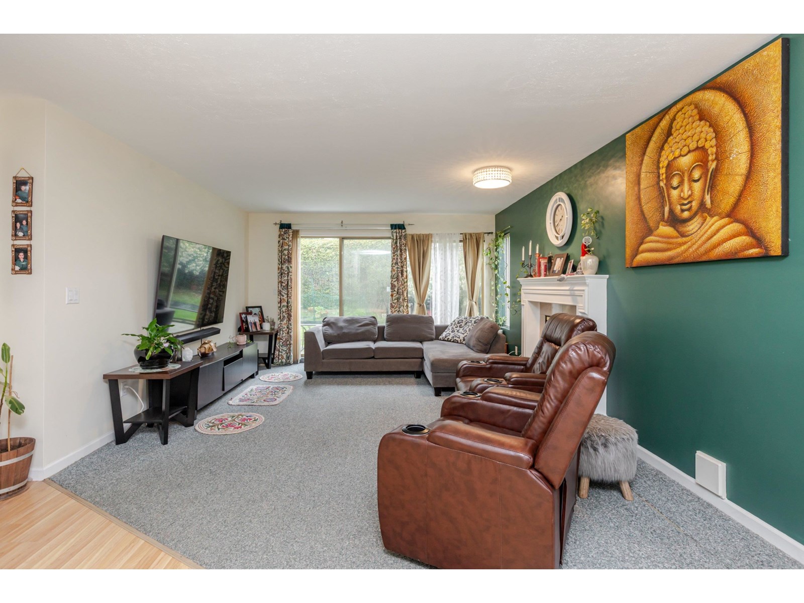 Photo 13 of 51 15840 84 Avenue, Surrey BC