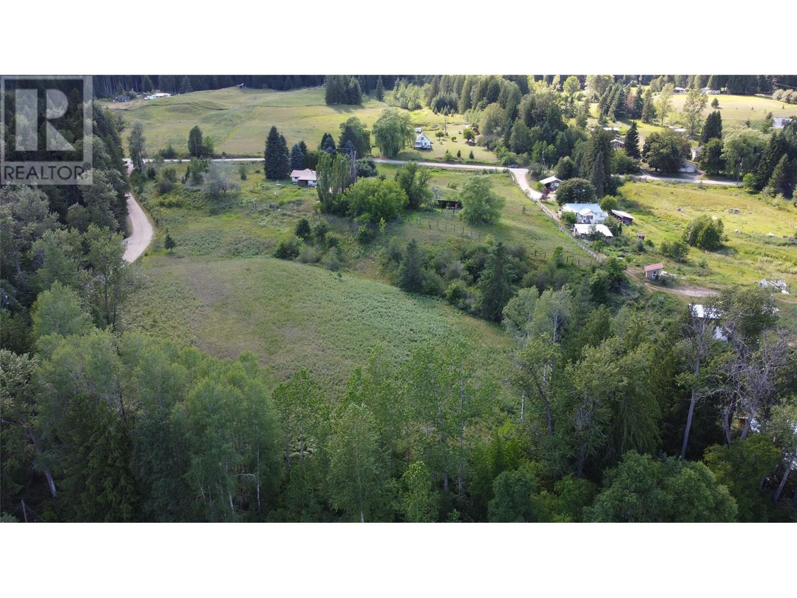 Photo 3 of 6222 Slocan River Road, Winlaw BC
