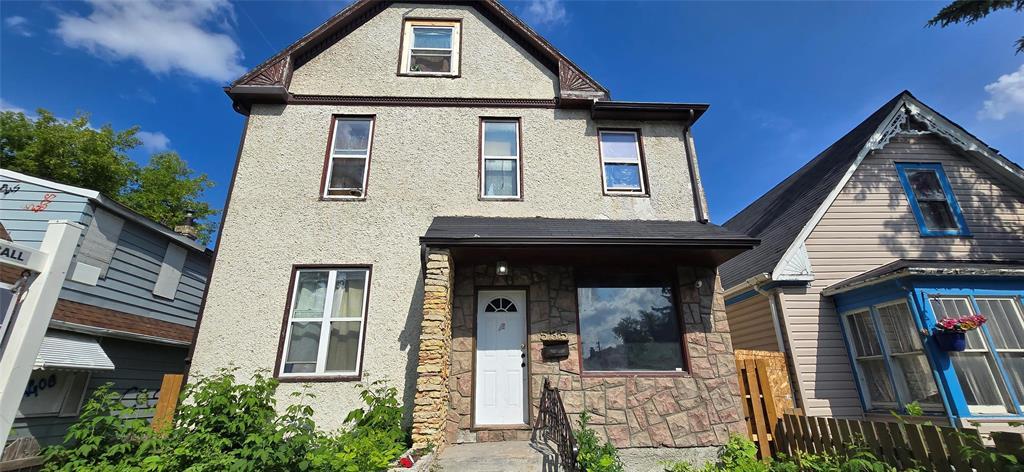 Photo 3 of 535 Maryland Street, Winnipeg MB