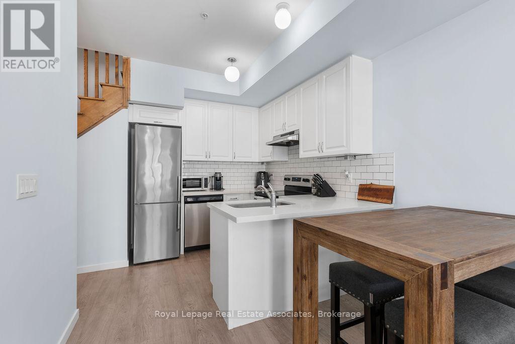 Photo 15 of 207 1711 Pure Springs Boulevard, Pickering ON
