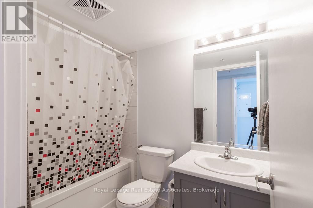 Photo 19 of 207 1711 Pure Springs Boulevard, Pickering ON