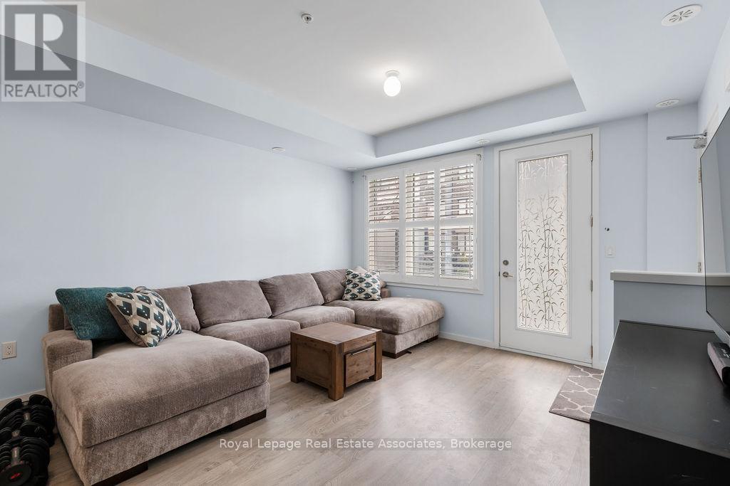 Photo 2 of 207 1711 Pure Springs Boulevard, Pickering ON