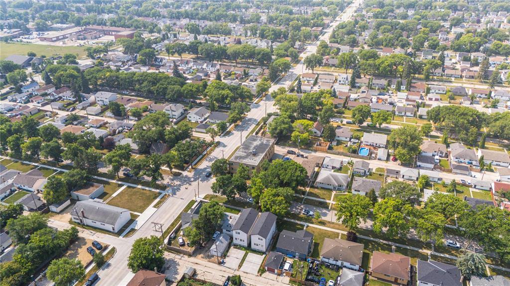 Photo 34 of 475 Hartford Avenue, Winnipeg MB