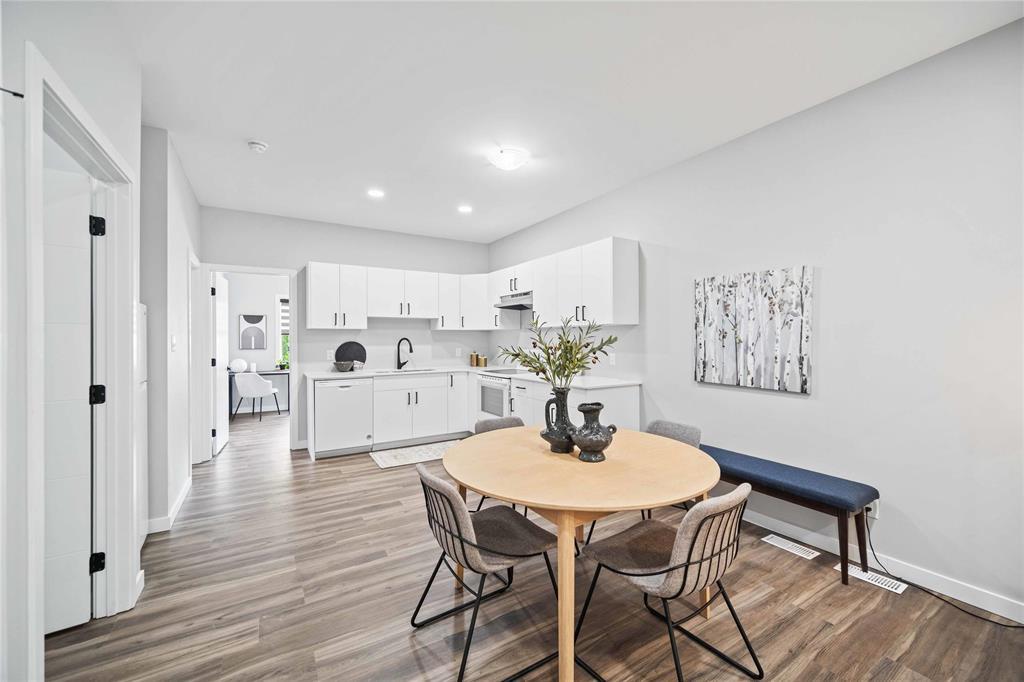 Photo 7 of 475 Hartford Avenue, Winnipeg MB