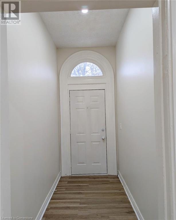 Photo 11 of 21 Sarah Street, Brantford ON