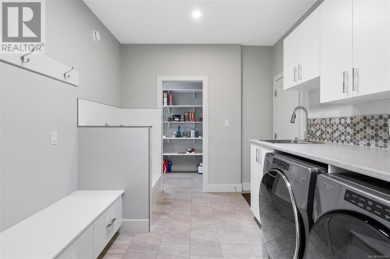 Photo 13 of 1811 Westlock Rd, Duncan BC
