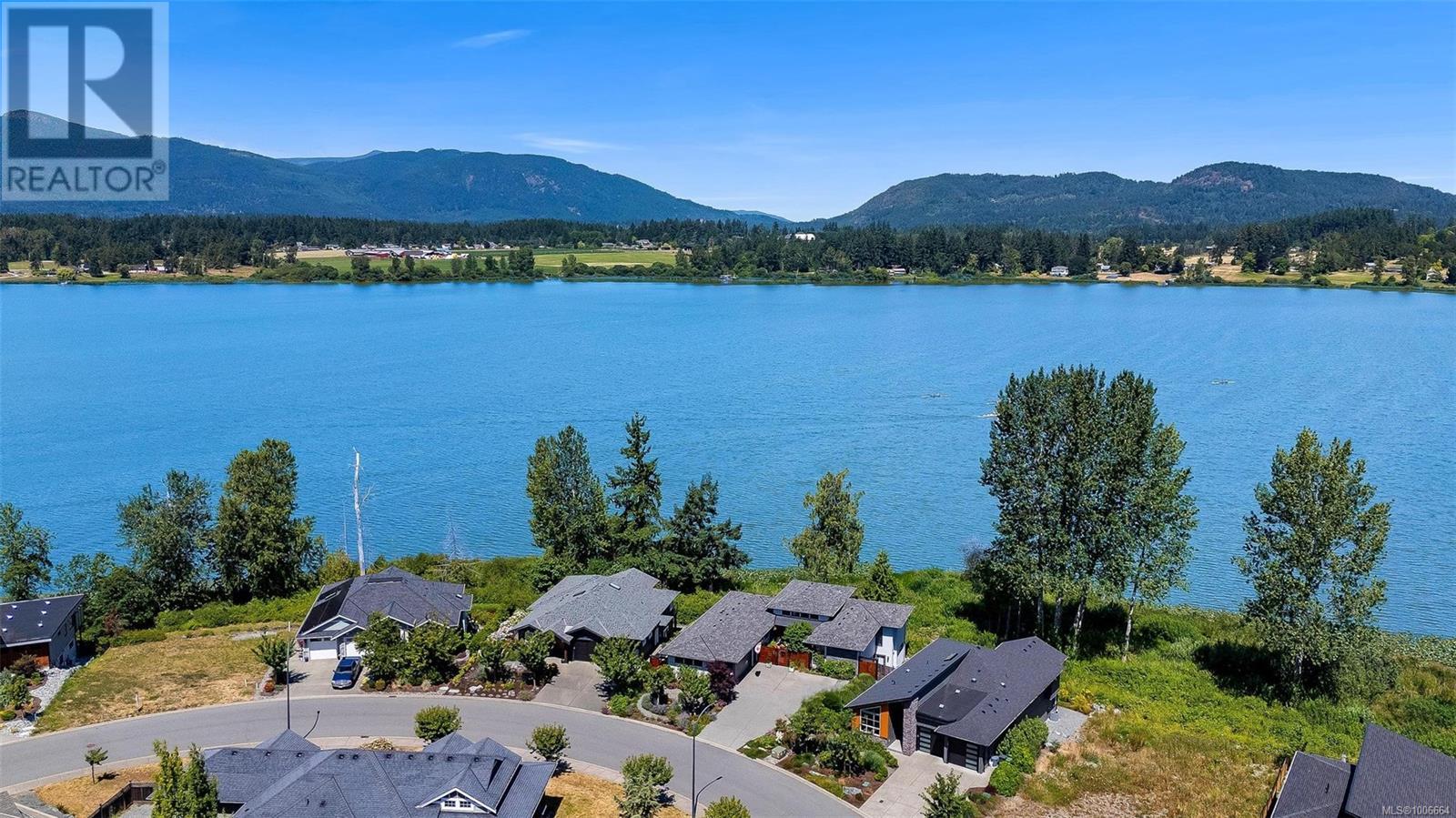 Photo 11 of 1811 Westlock Rd, Duncan BC