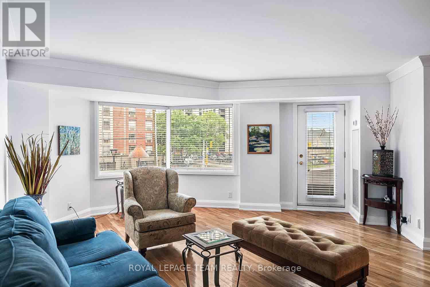 Photo 11 of 207 151 Bay Street, Ottawa ON