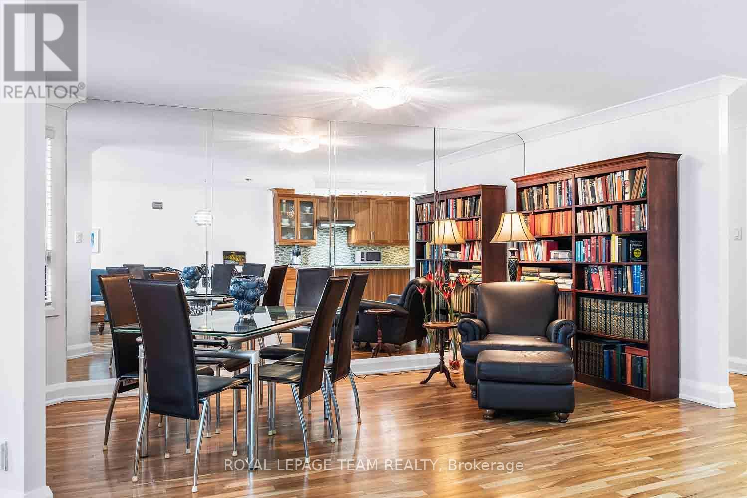 Photo 21 of 207 151 Bay Street, Ottawa ON