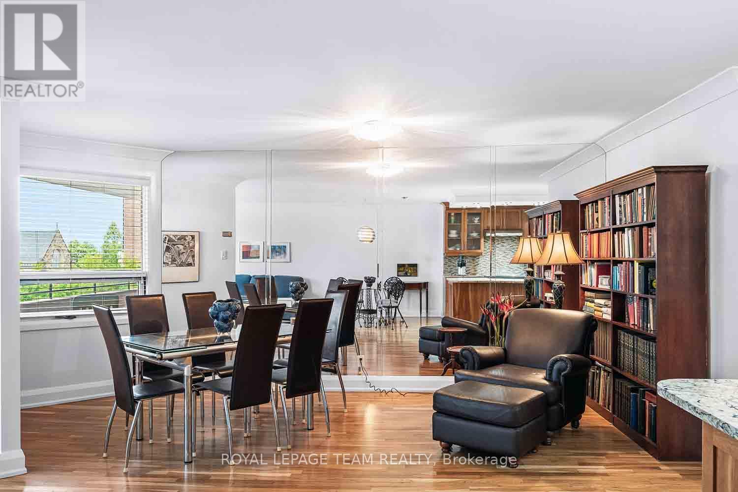 Photo 22 of 207 151 Bay Street, Ottawa ON