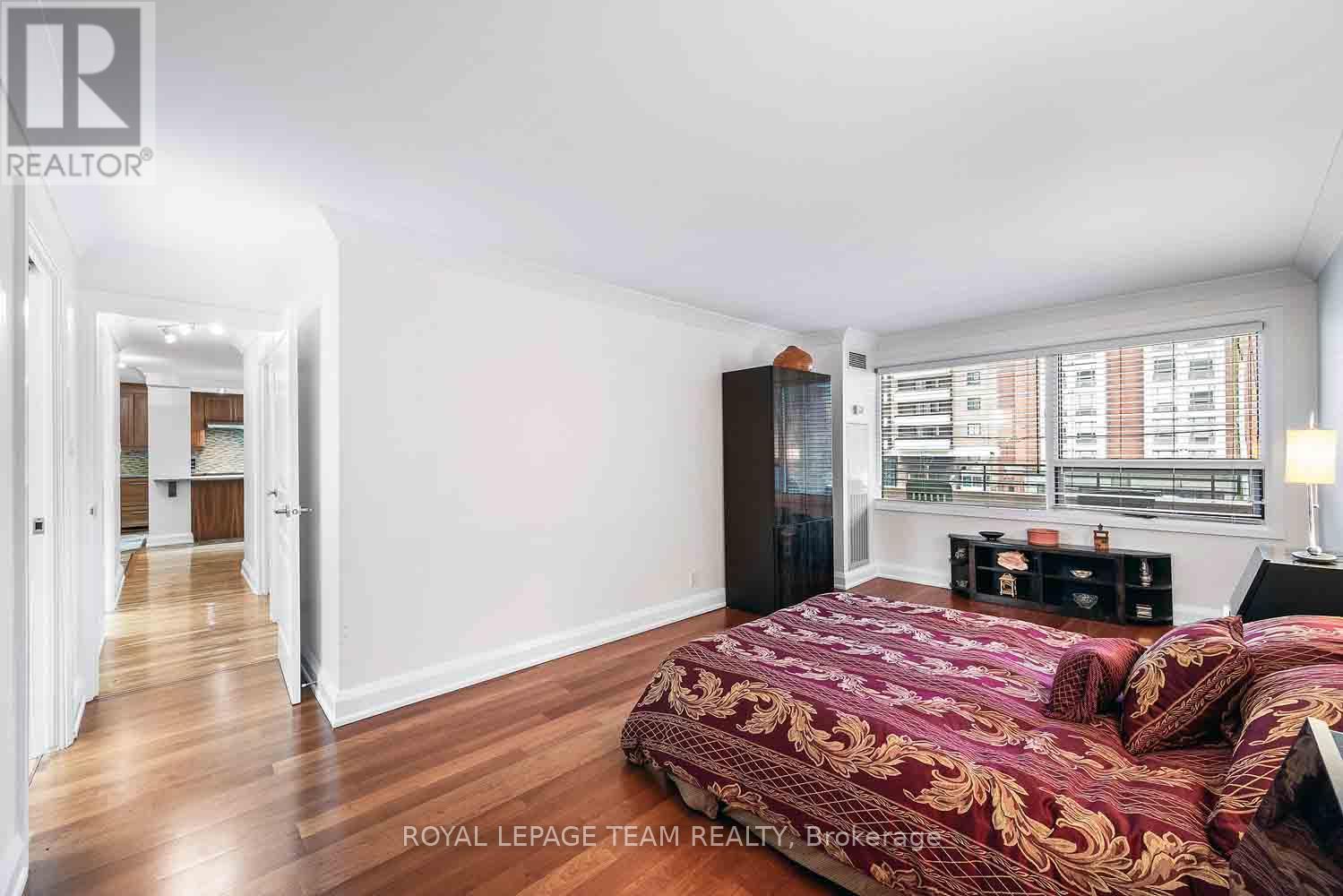 Photo 27 of 207 151 Bay Street, Ottawa ON
