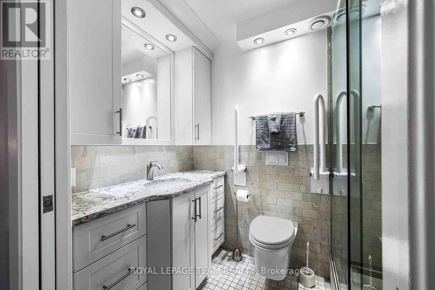 Photo 29 of 207 151 Bay Street, Ottawa ON