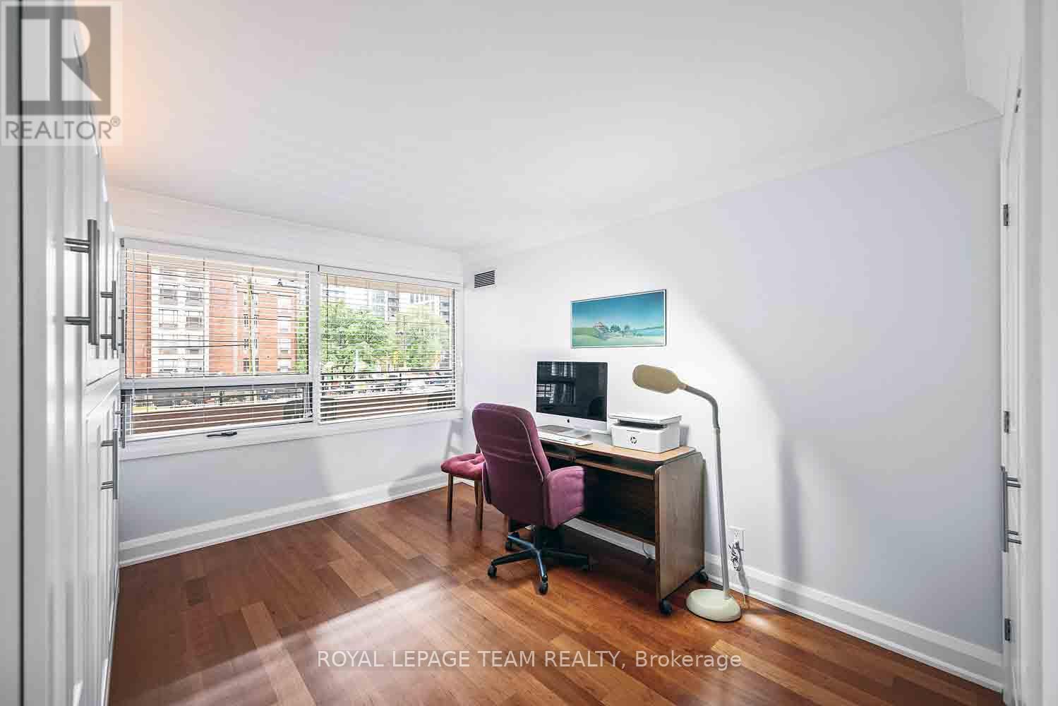 Photo 32 of 207 151 Bay Street, Ottawa ON