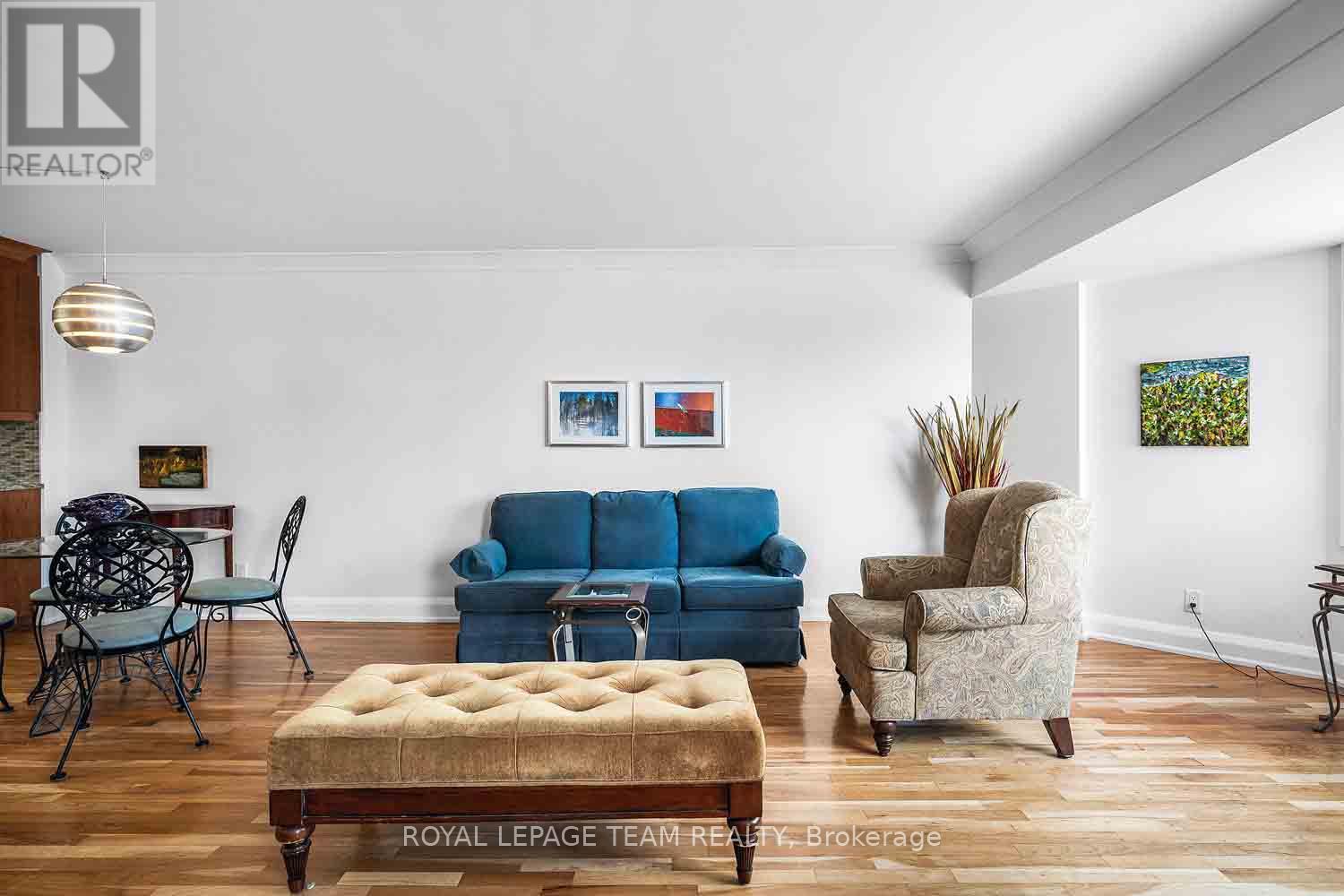 Photo 9 of 207 151 Bay Street, Ottawa ON