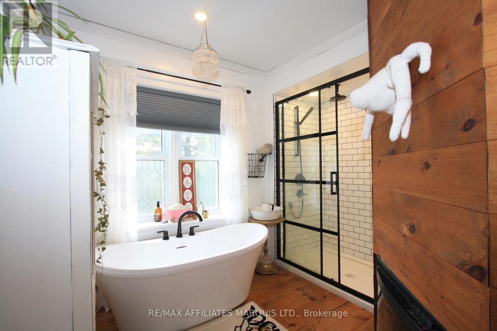 Photo 14 of 444 York Street, Cornwall ON