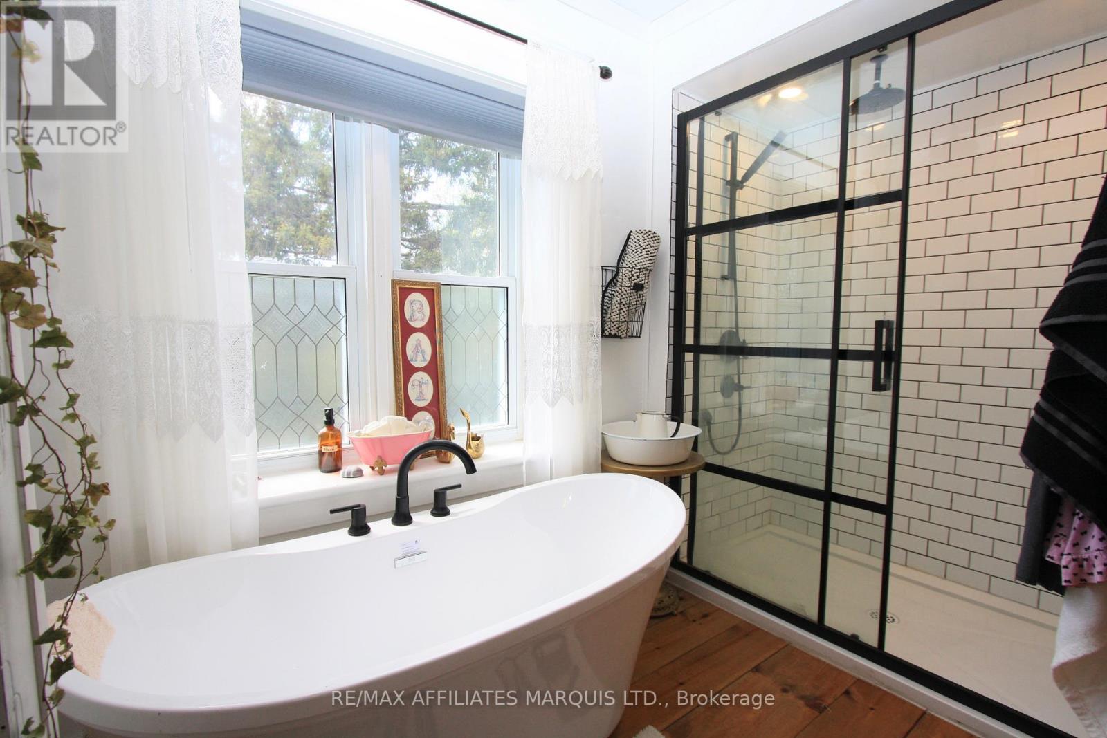 Photo 15 of 444 York Street, Cornwall ON