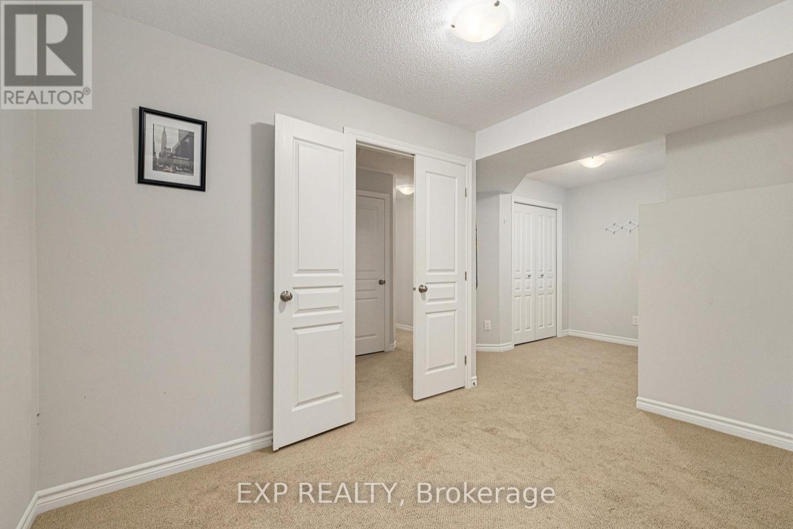 Photo 9 of 274 Pembina Private, Ottawa ON