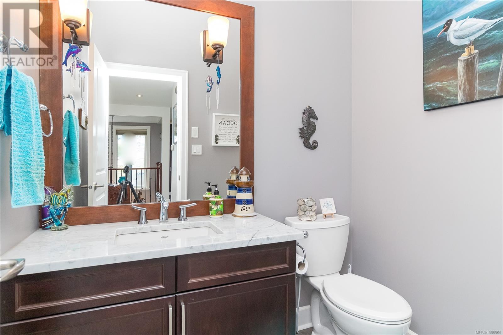 3635 Shannon Dr, Ladysmith