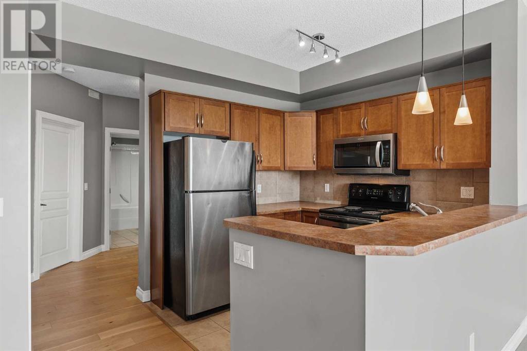 Single Family House for Sale in   Rockyledge View NW Rocky Ridge Calgary 