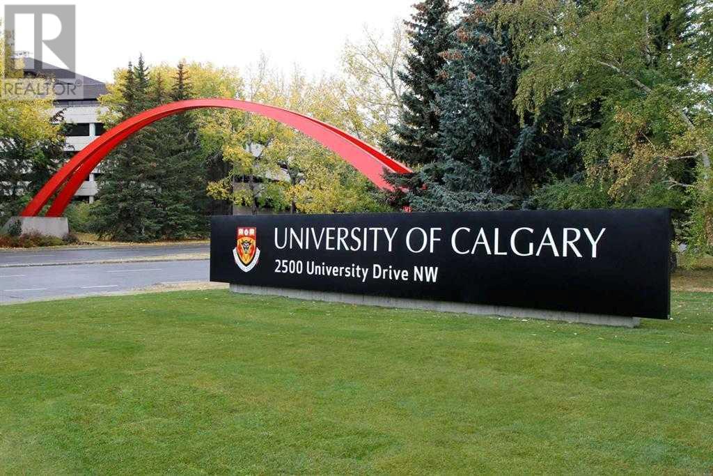 Single Family House for Sale in   Rockyledge View NW Rocky Ridge Calgary 