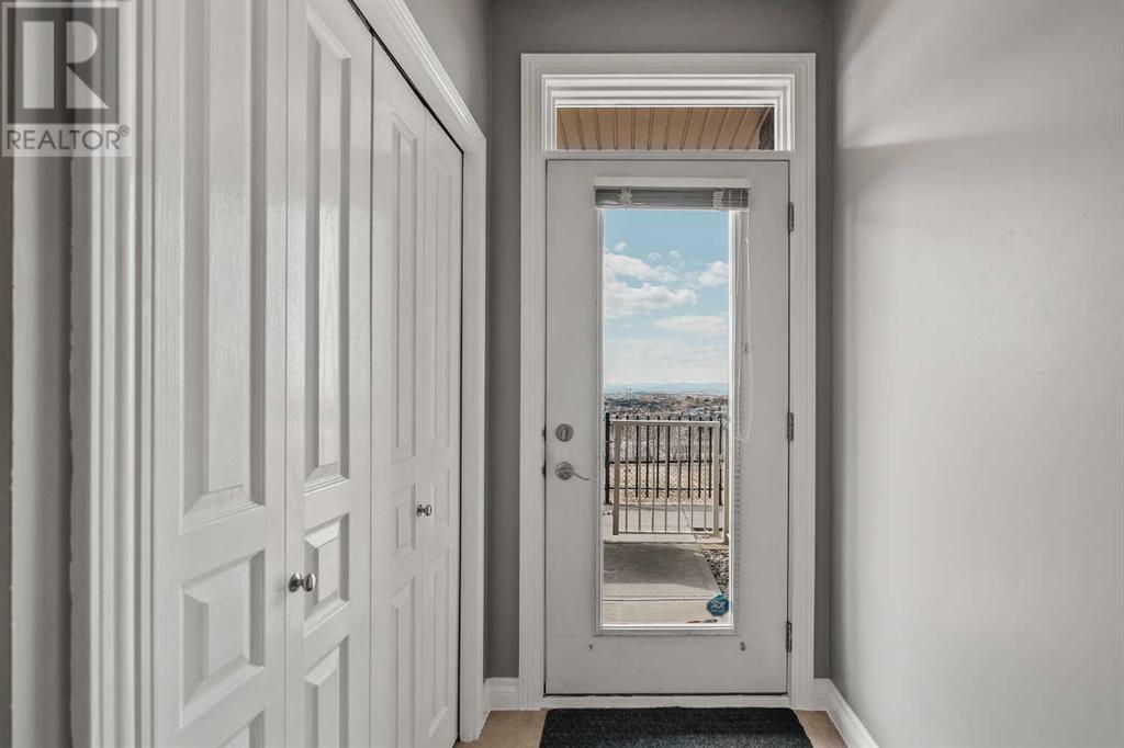 Single Family House for Sale in   Rockyledge View NW Rocky Ridge Calgary 