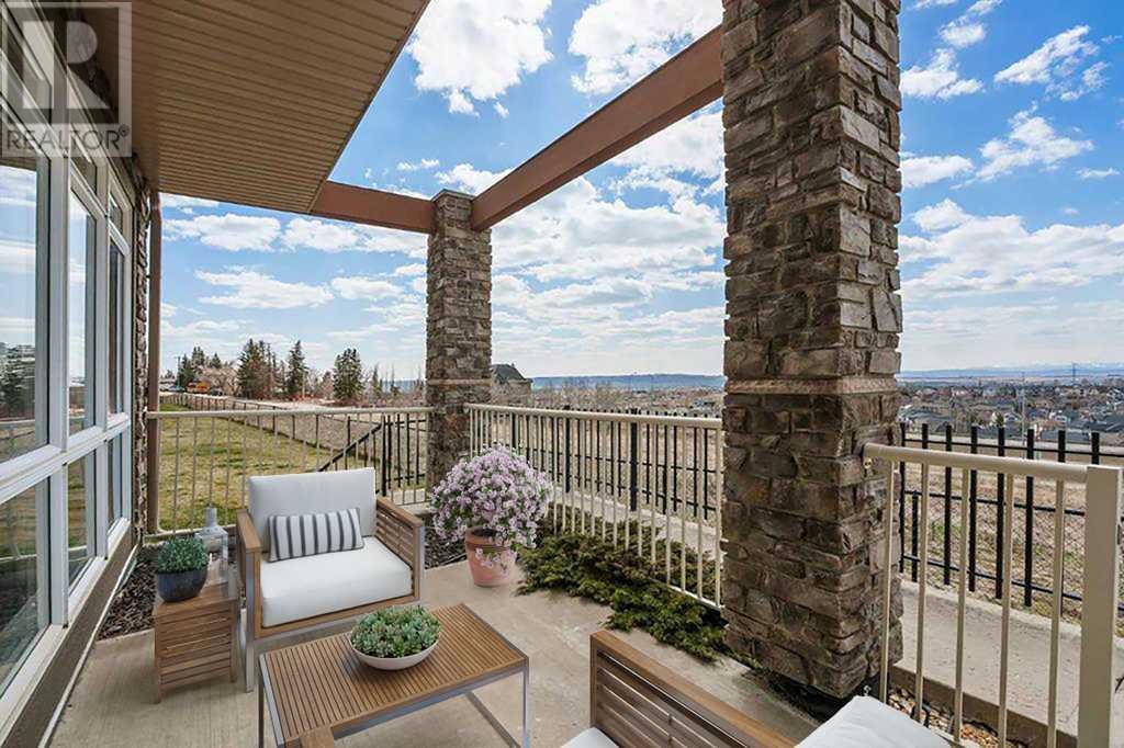 Single Family House for Sale in   Rockyledge View NW Rocky Ridge Calgary 