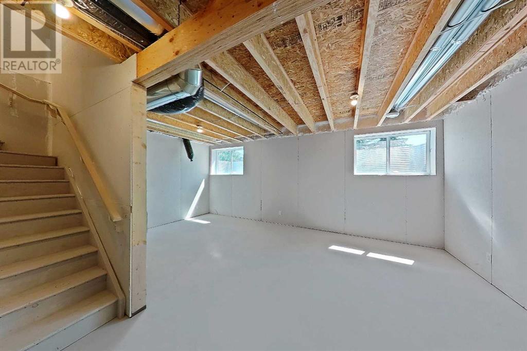 Single Family House for Sale in  Silver Spruce Court SW Silverado Calgary 