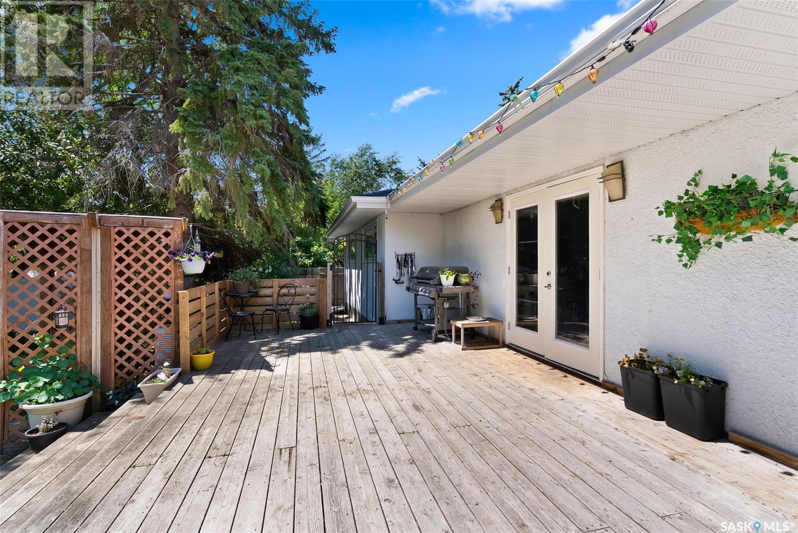 Single Family House Bungalow for Sale in  Heritage PLACE Regina 