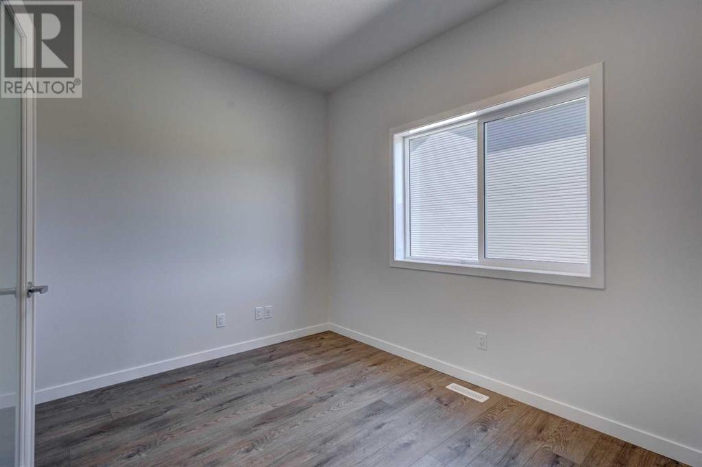 77 Silver Spruce Court SW, Calgary, Alberta