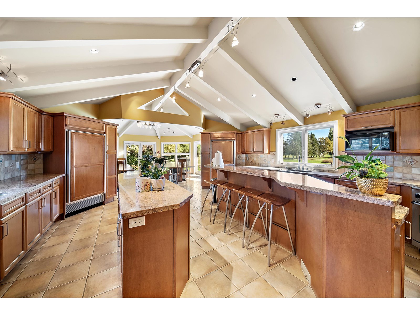 6895 272 STREET, Langley