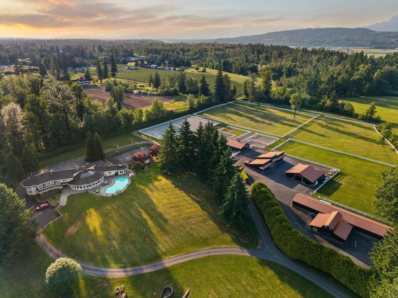 6895 272 STREET, Langley