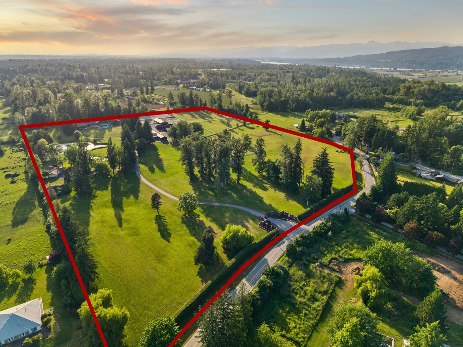 6895 272 STREET, Langley